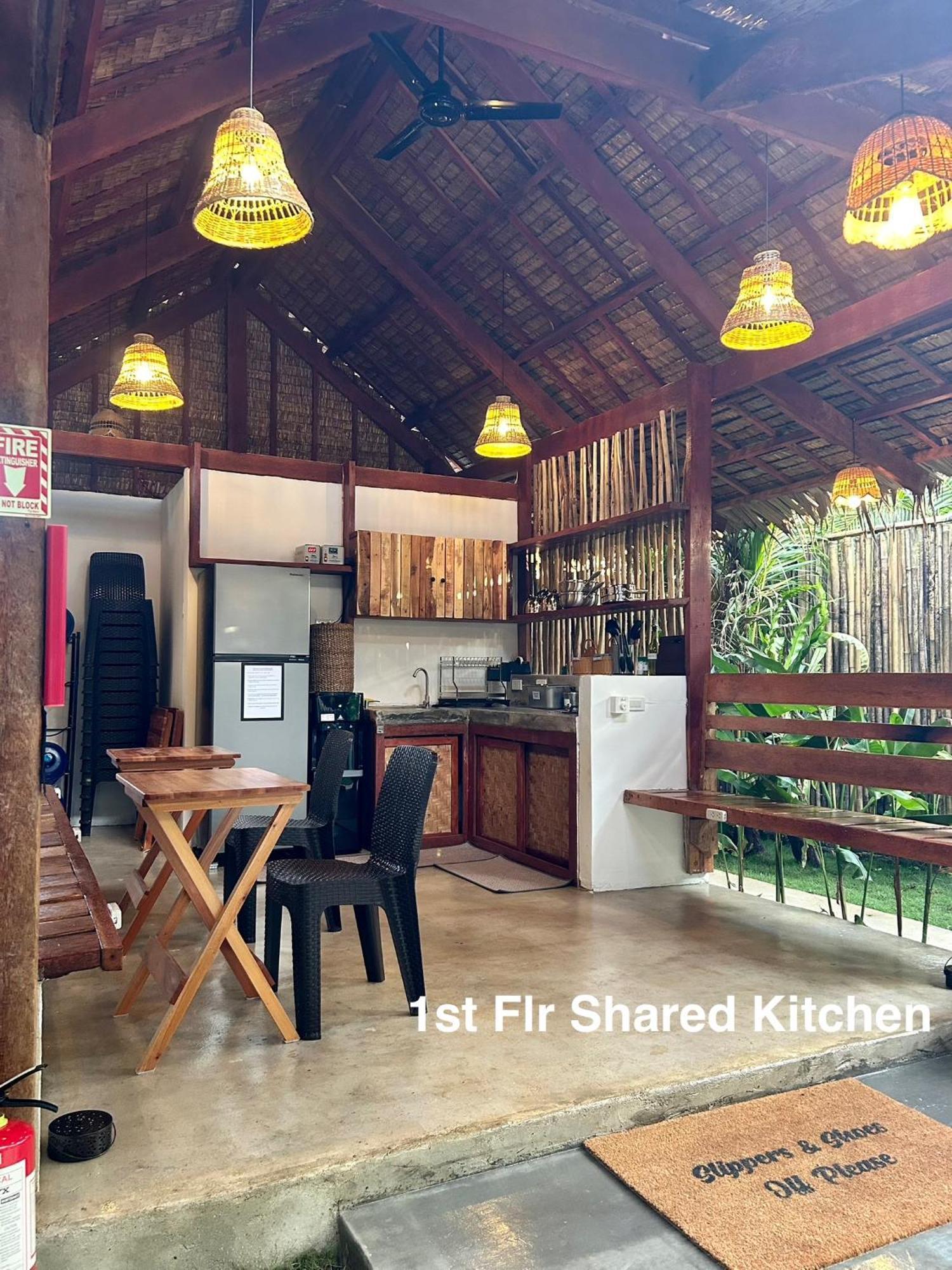 Wayans Siargao Homestay General Luna  Buitenkant foto