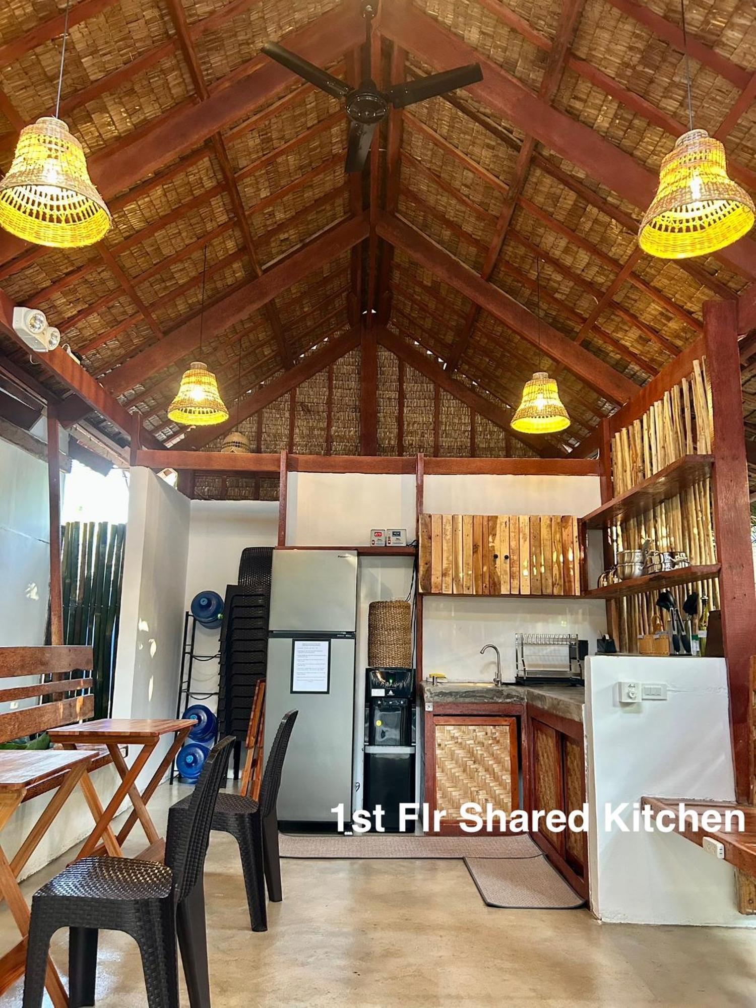 Wayans Siargao Homestay General Luna  Buitenkant foto